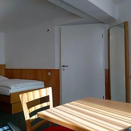 Inn Landgasthaus Zur Linde Uslar