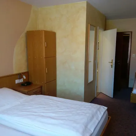 Landgasthaus Zur Linde Estalagem 3*