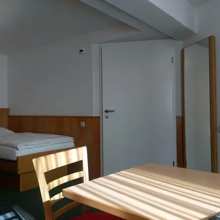 Landgasthaus Zur Linde Estalagem Uslar